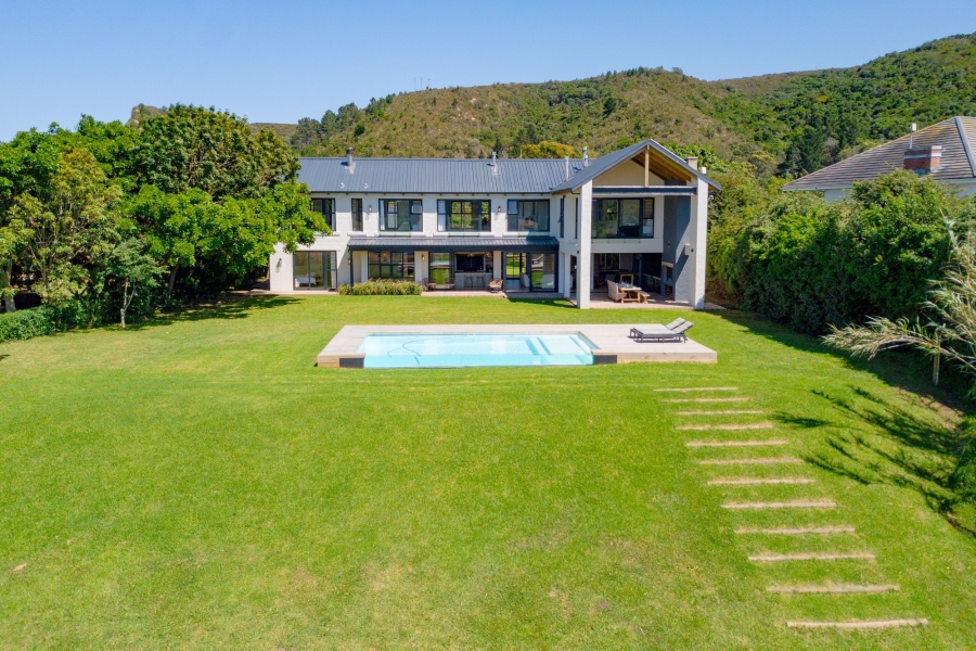 4 Bedroom Property for Sale in Keurboomstrand Western Cape